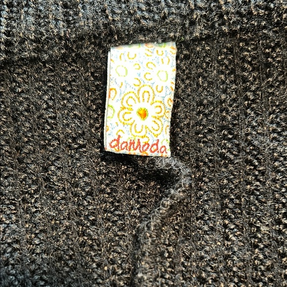 Chic Black Knit Cardigan with Buttons - Picture 6 of 6